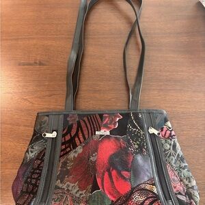 Black and Red Patterned Tote Bag